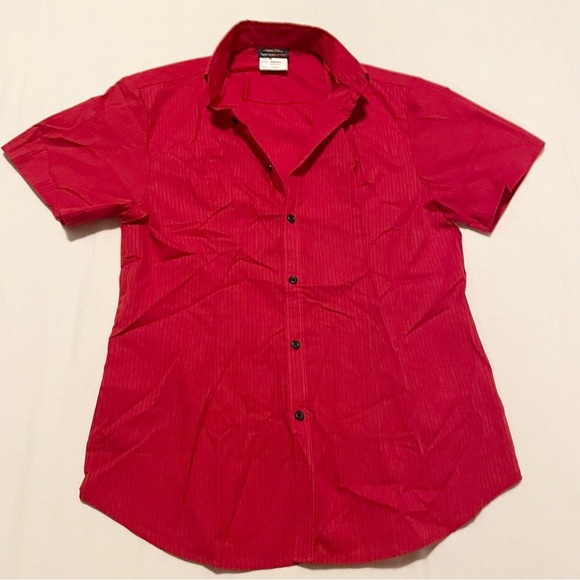 KFC Kentucky Fried Chicken Red Button Up Uniform Size Small Women’s - Picture 15 of 15